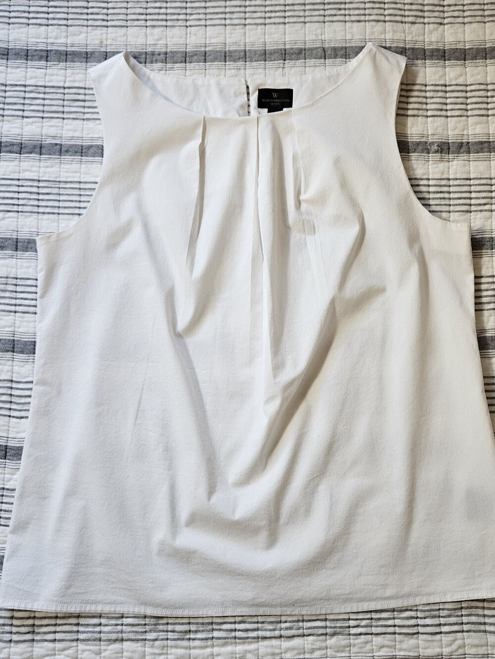 Worthington Sleeveless Pleated Neck Career Blouse White Back Button Loop PL